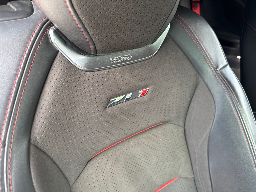 2022 Chevrolet Camaro Image 9