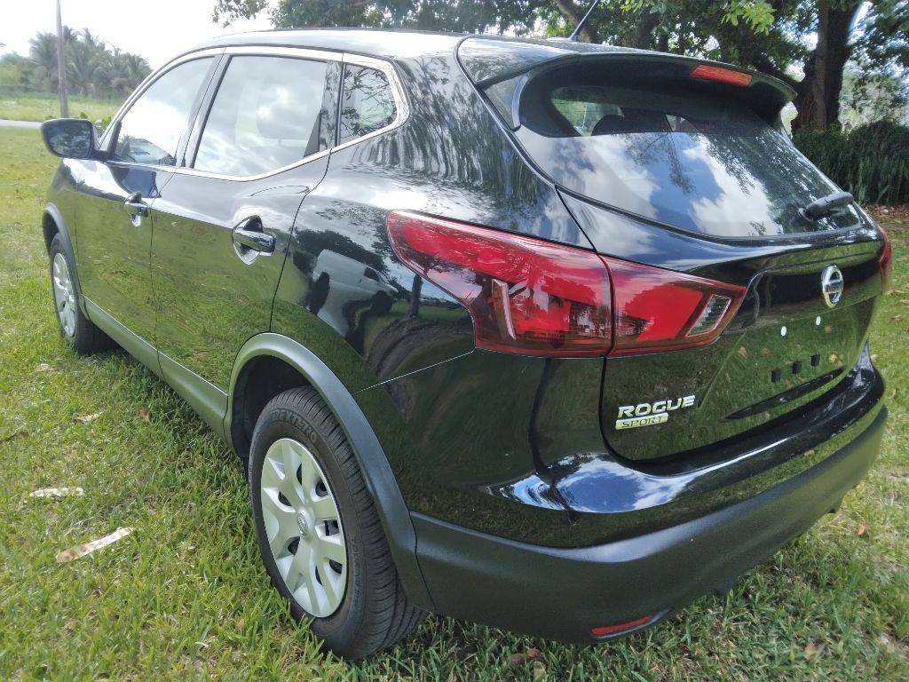 2019 Nissan Rogue Image 4