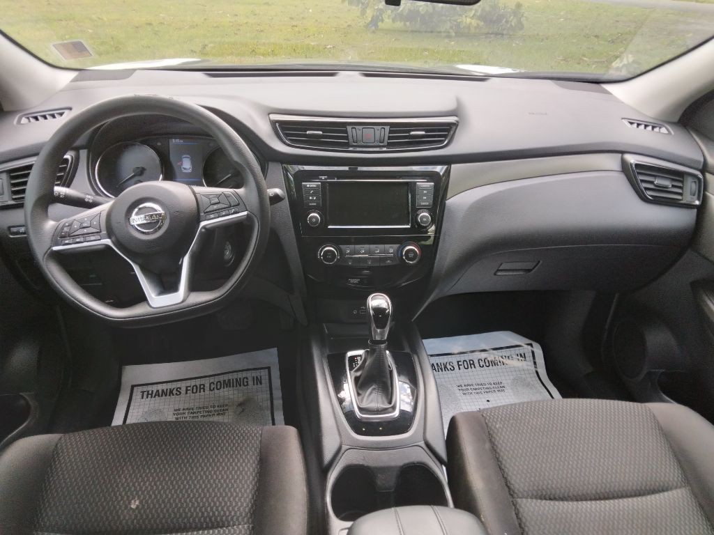 2019 Nissan Rogue Image 8