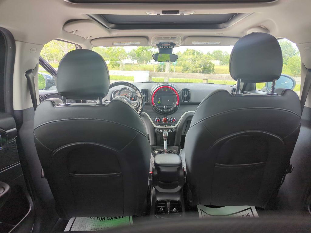 2019 MINI Cooper Image 10