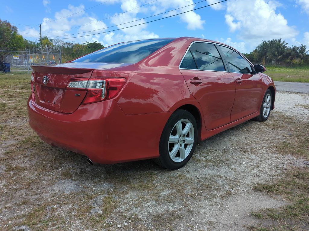 2012 Toyota Camry Image 4