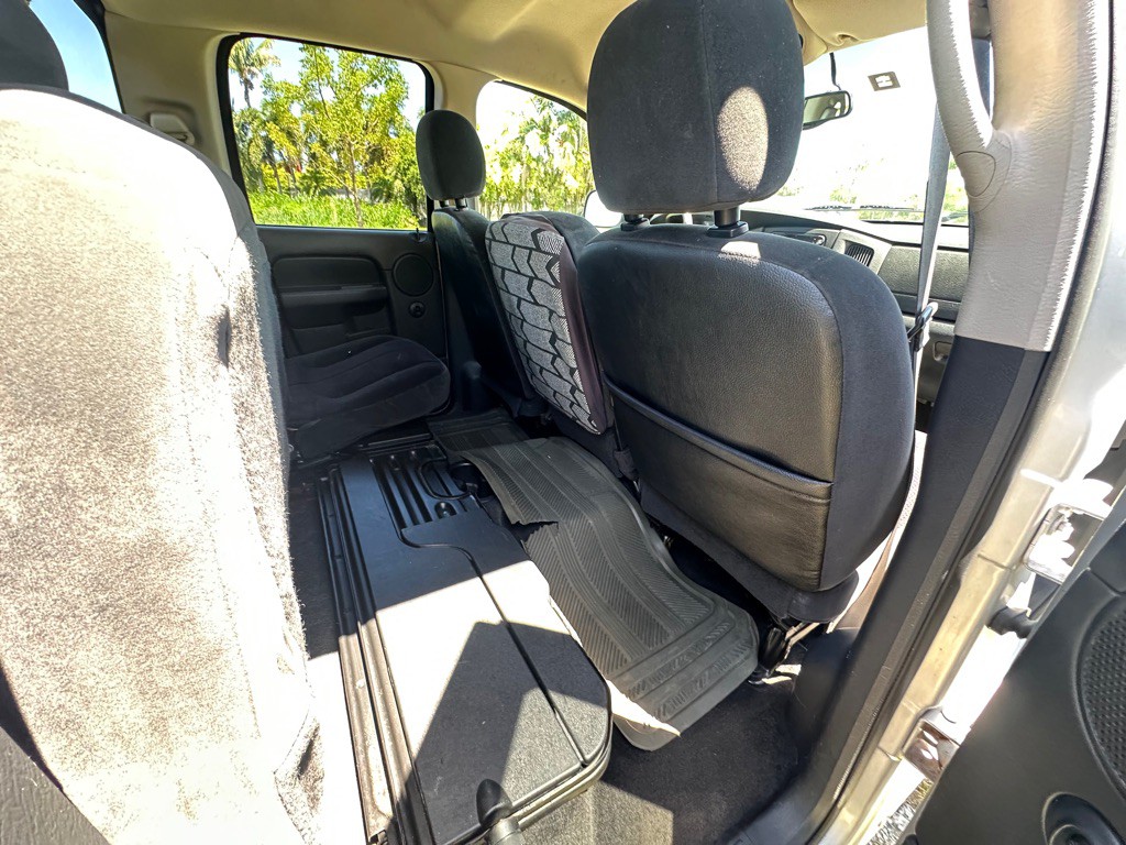 2005 Dodge Ram 1500 Image 10