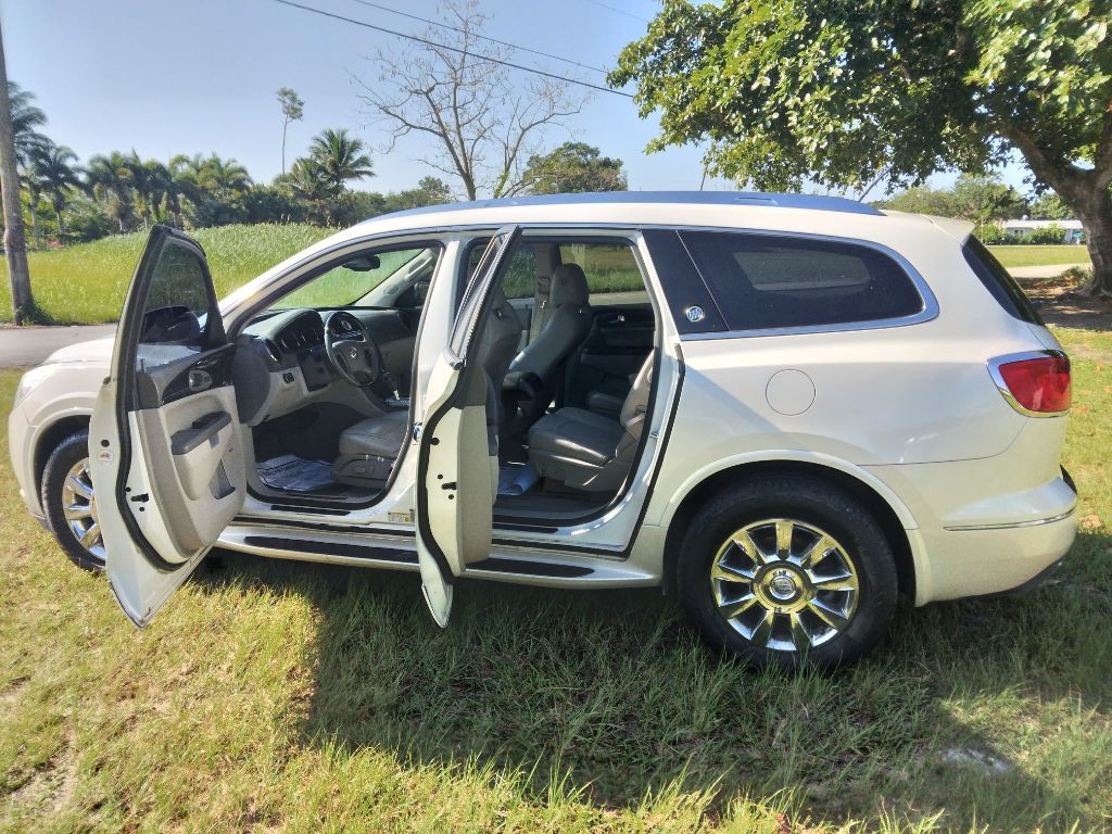 2015 Buick Enclave Image 6