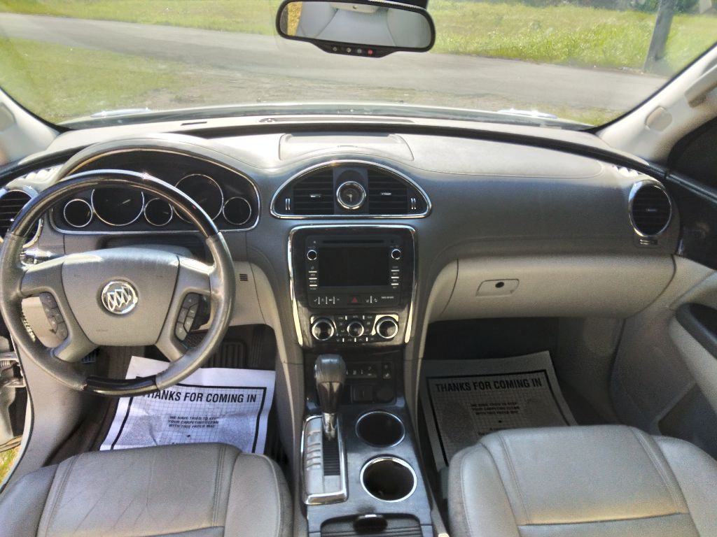 2015 Buick Enclave Image 9
