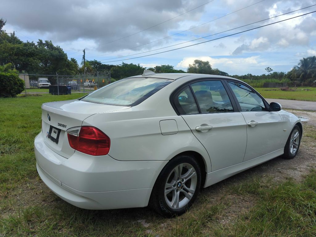 2008 BMW 3 Series Image 4