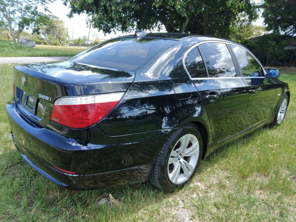 2009 BMW 5 Series Image 5
