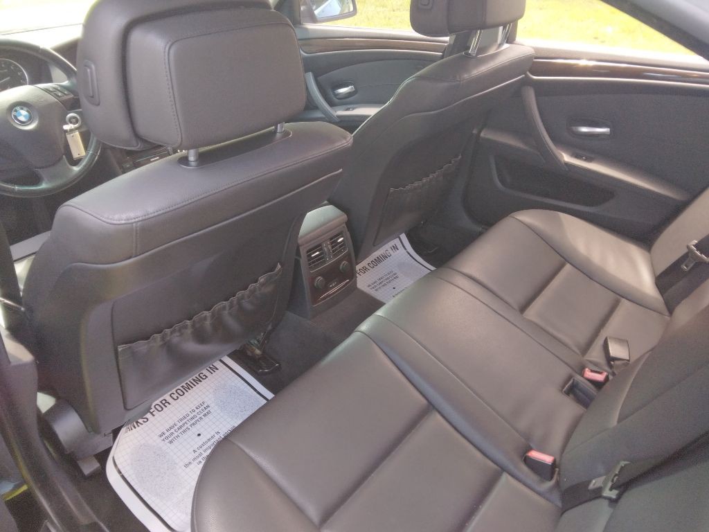 2009 BMW 5 Series Image 8