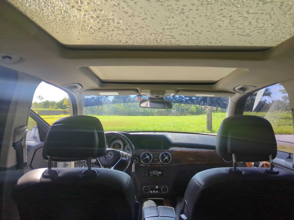 2013 Mercedes-Benz GLK-Class Image 11