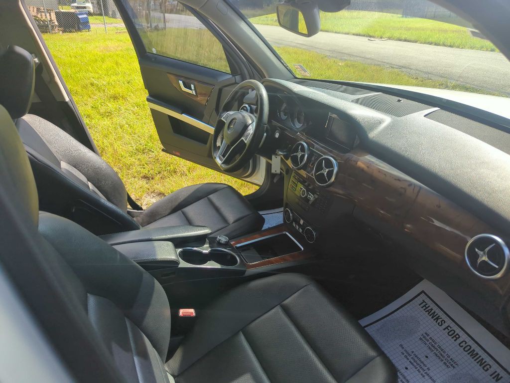 2013 Mercedes-Benz GLK-Class Image 14