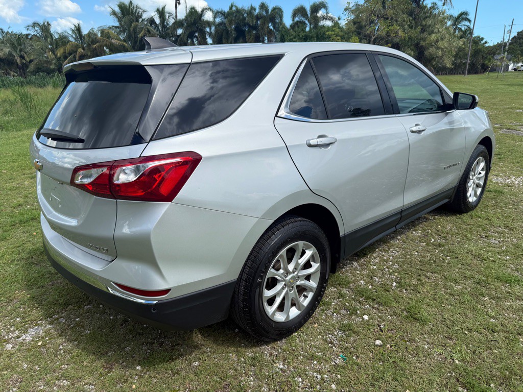 2019 Chevrolet Equinox Image 2