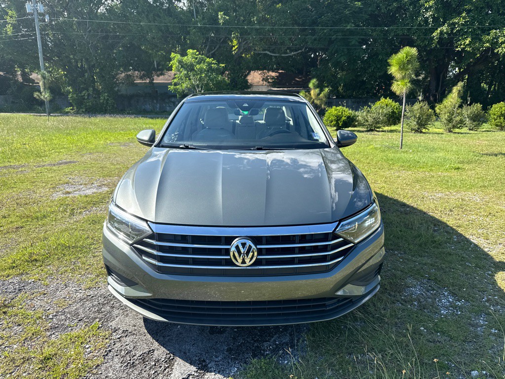 2019 Volkswagen Jetta Image 2