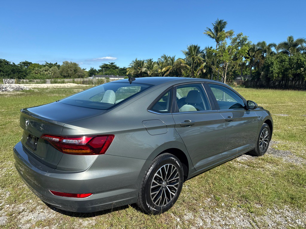 2019 Volkswagen Jetta Image 4