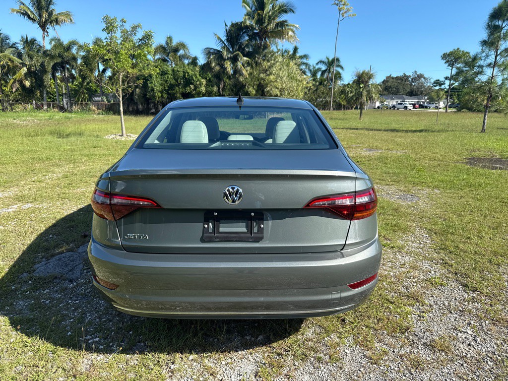 2019 Volkswagen Jetta Image 5