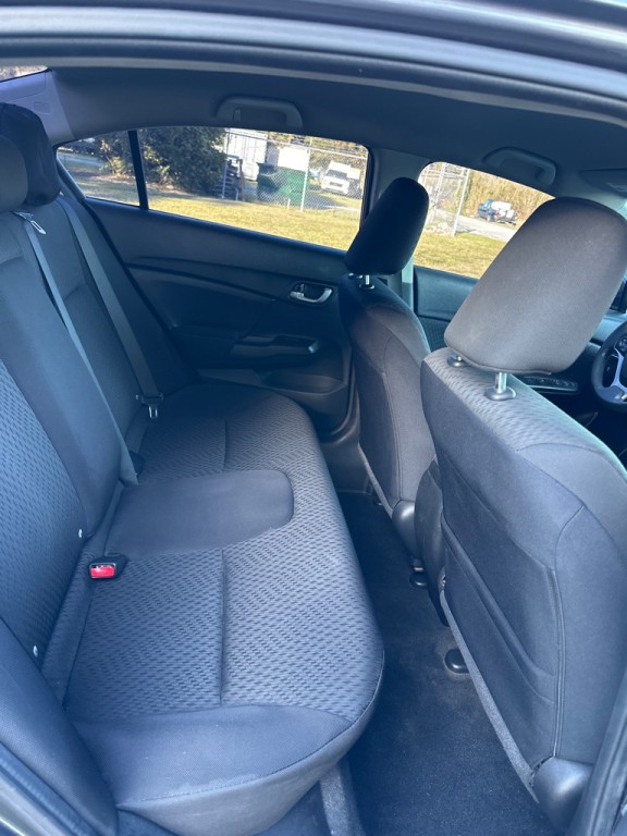 2015 Honda Civic Image 9