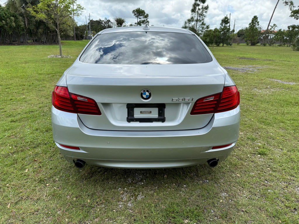 2014 BMW 5 Series Image 3