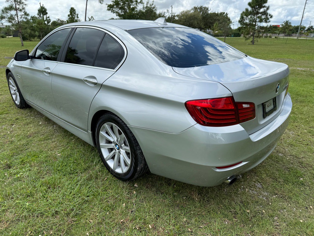 2014 BMW 5 Series Image 6