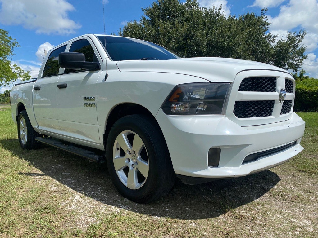 2014 RAM 1500 Image 1