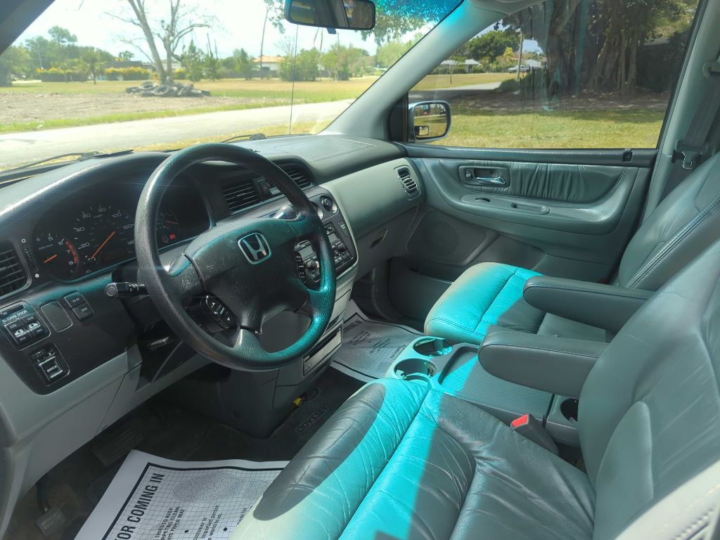 2004 Honda Odyssey Image 11