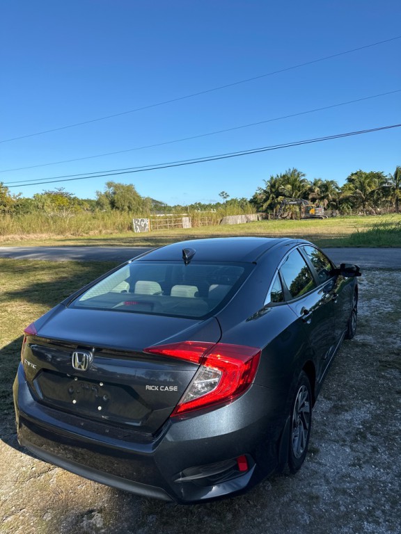 2018 Honda Civic Image 4