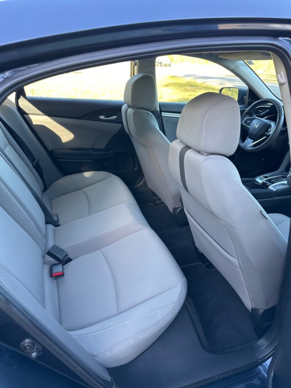 2018 Honda Civic Image 11