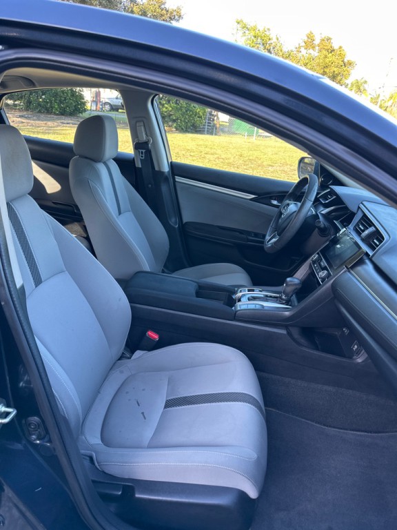 2018 Honda Civic Image 12