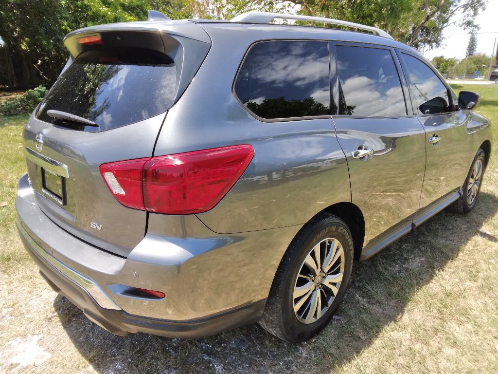 2019 Nissan Pathfinder Image 4