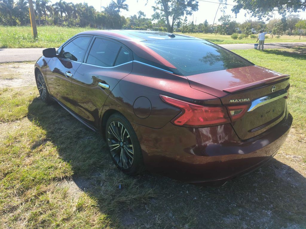 2017 Nissan Maxima Image 6