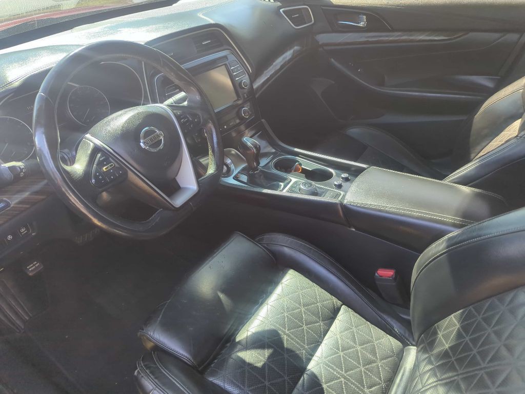 2017 Nissan Maxima Image 8
