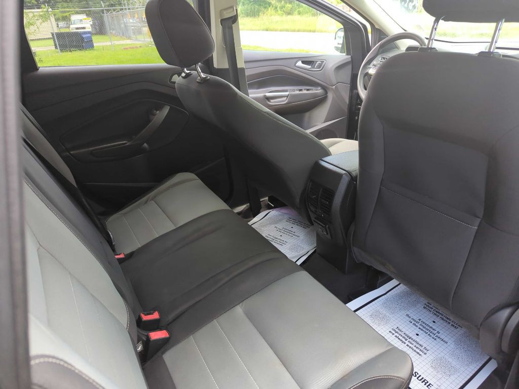 2016 Ford Escape Image 18