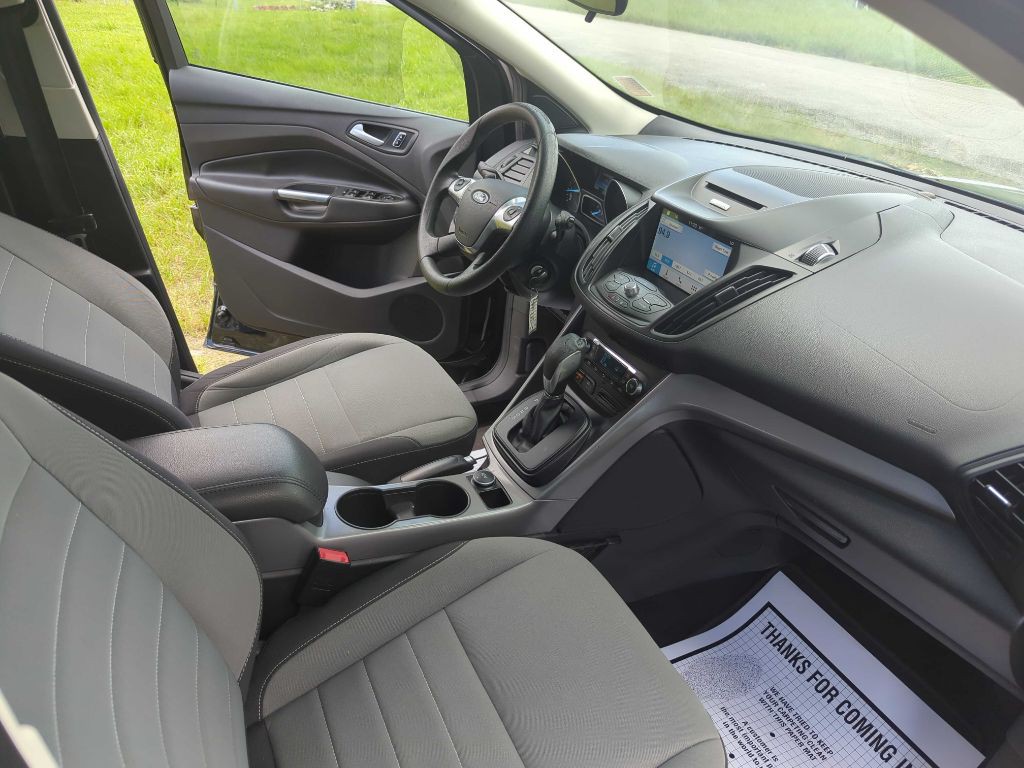 2016 Ford Escape Image 19