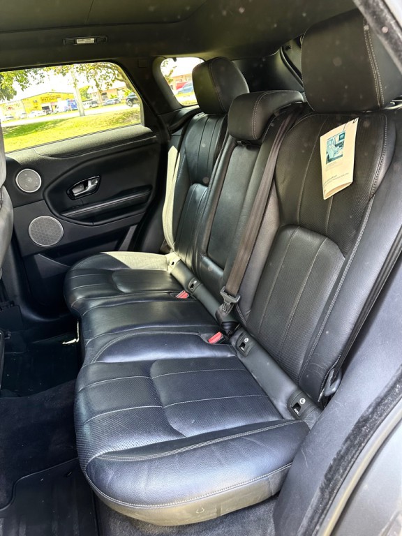 2019 Land Rover Range Rover Evoque Image 9