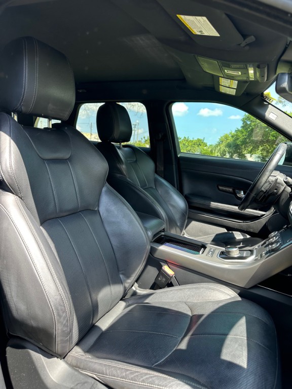 2019 Land Rover Range Rover Evoque Image 11