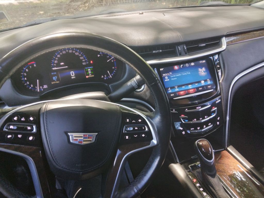 2015 Cadillac XTS Image 7
