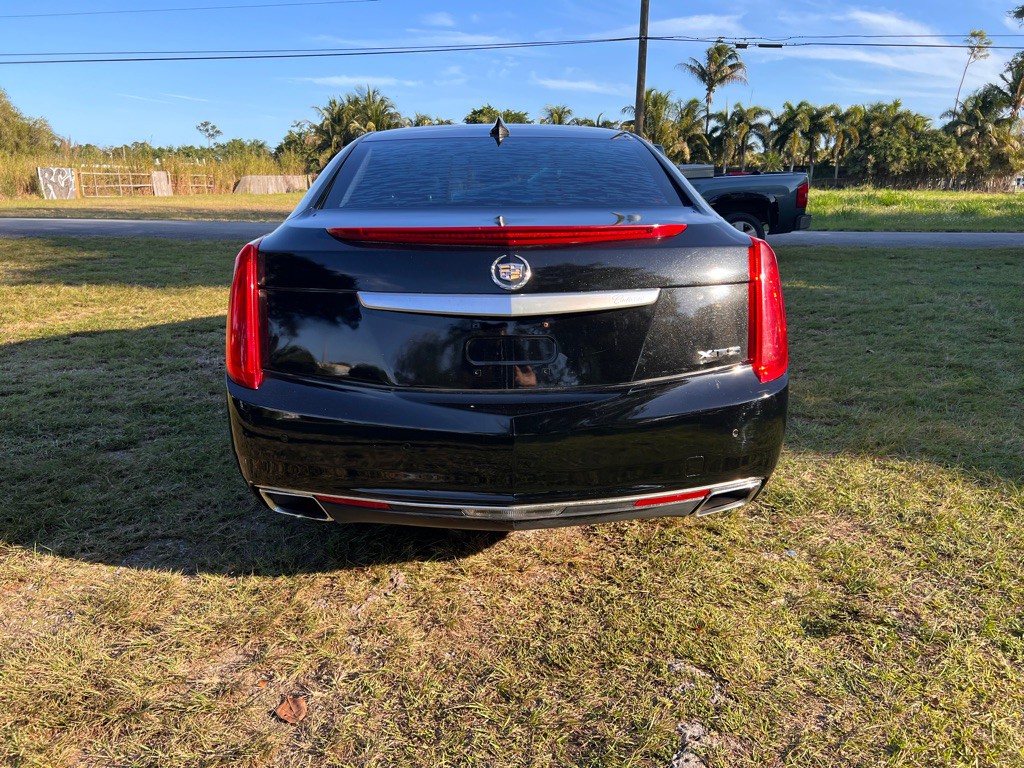 2015 Cadillac XTS Image 12