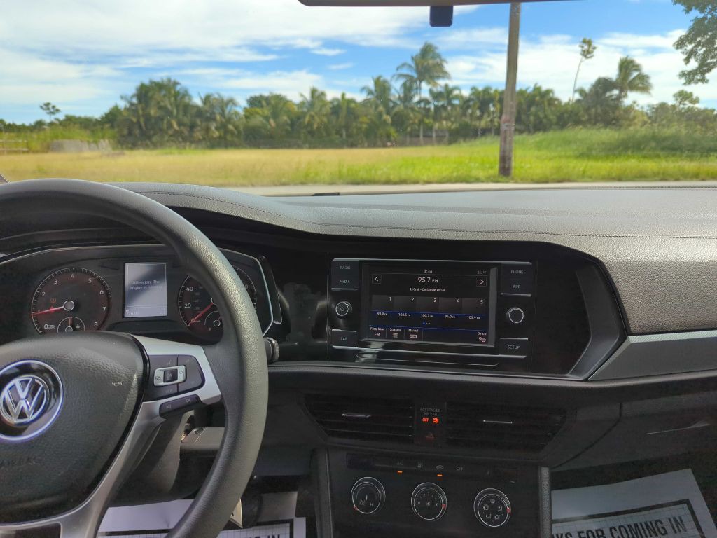 2019 Volkswagen Jetta Image 11