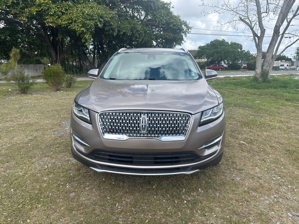 2019 Lincoln MKC Image 2