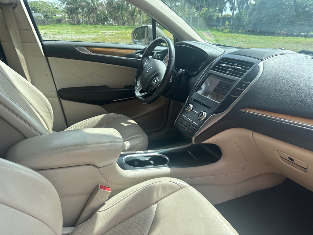 2019 Lincoln MKC Image 12