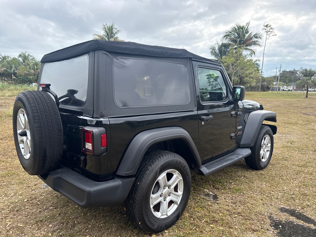 2020 Jeep Wrangler Image 4