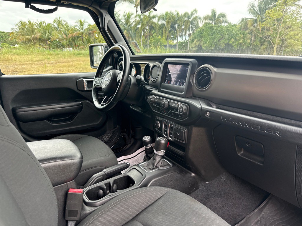 2020 Jeep Wrangler Image 9