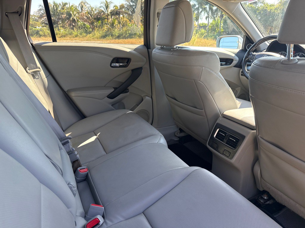 2017 Acura RDX Image 12