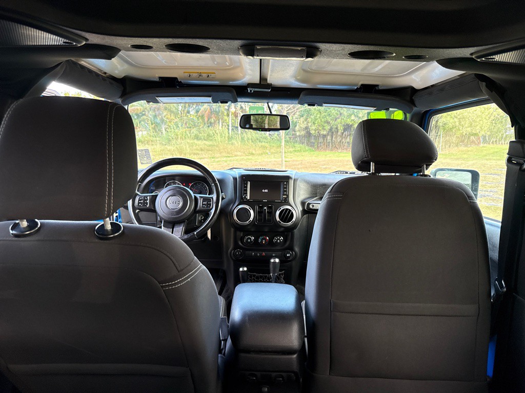 2015 Jeep Wrangler Image 8
