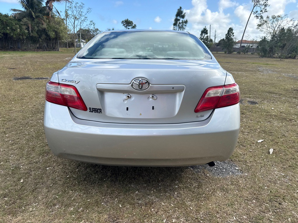 2009 Toyota Camry Image 5