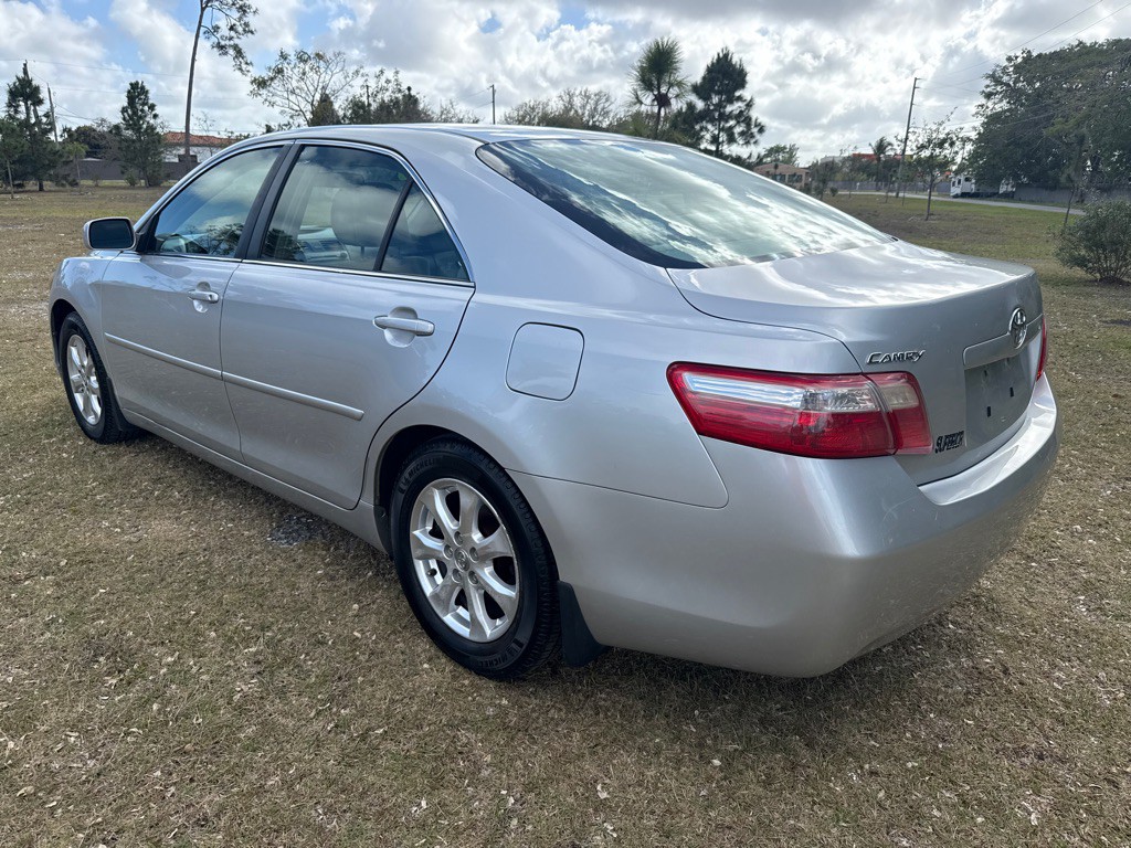 2009 Toyota Camry Image 6