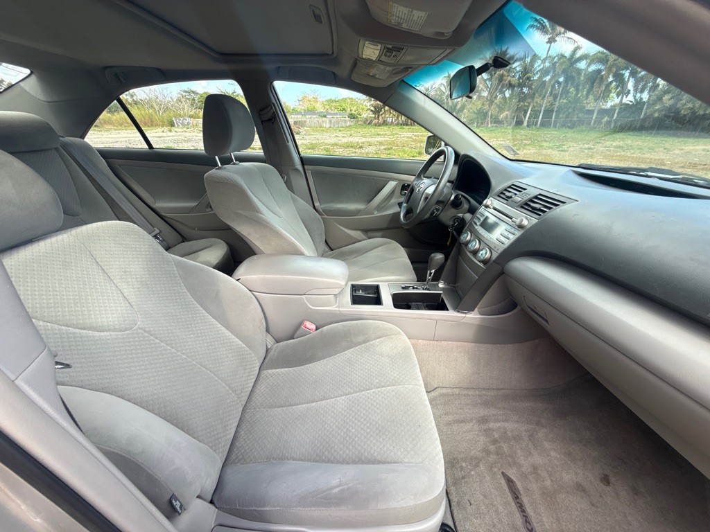 2009 Toyota Camry Image 7