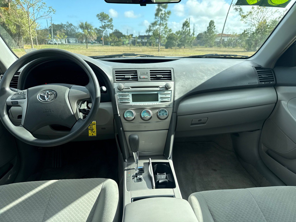 2009 Toyota Camry Image 11