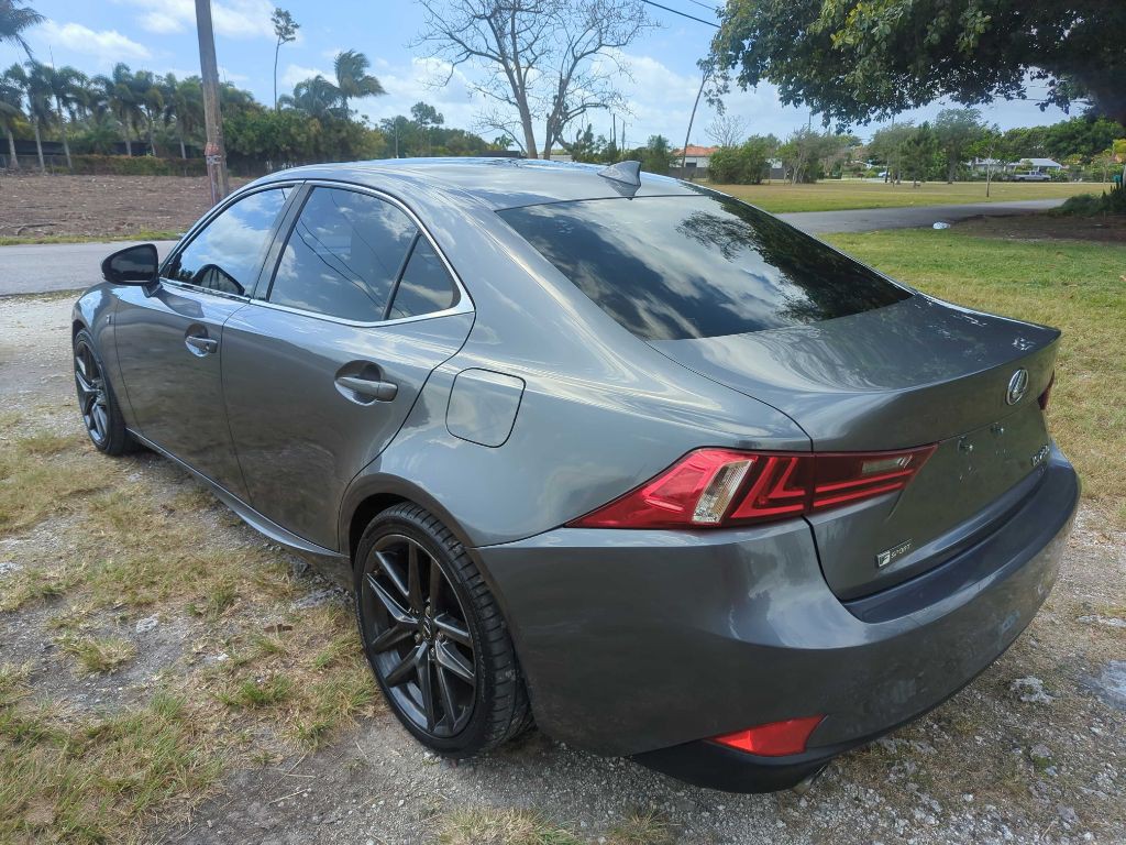 2015 Lexus IS Image 6