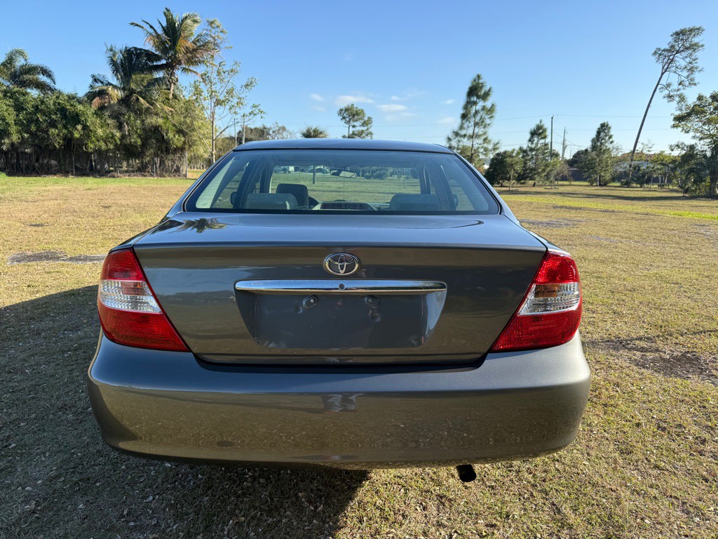 2003 Toyota Camry Image 3