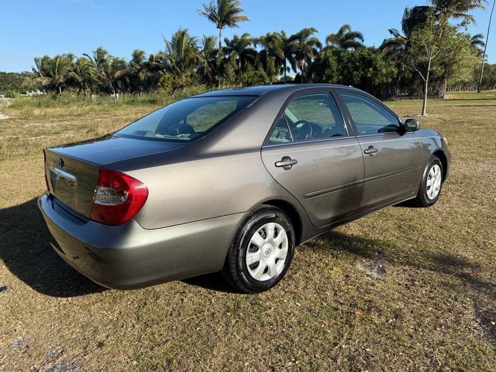 2003 Toyota Camry Image 4