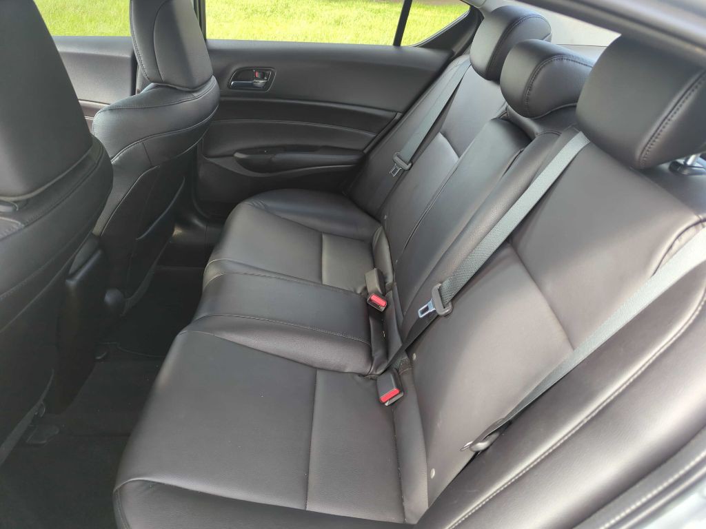 2018 Acura ILX Image 9