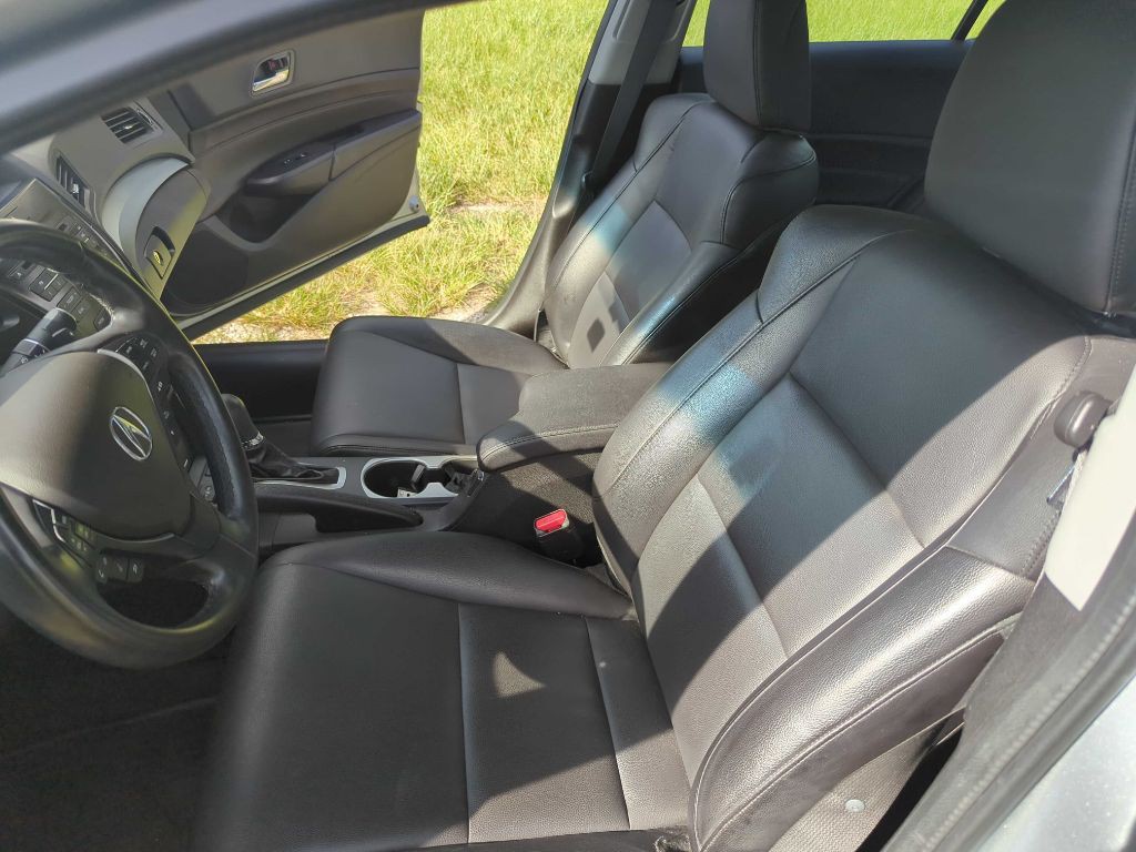 2018 Acura ILX Image 14